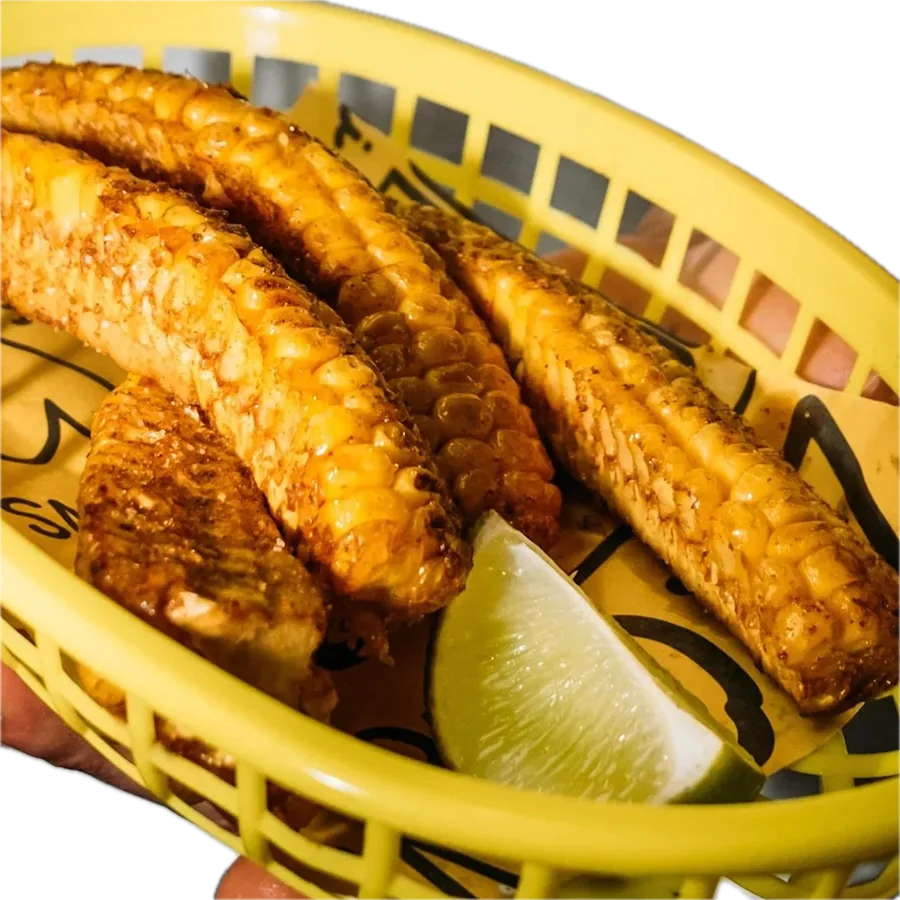 Corn ribs nel cestino giallo, con lime